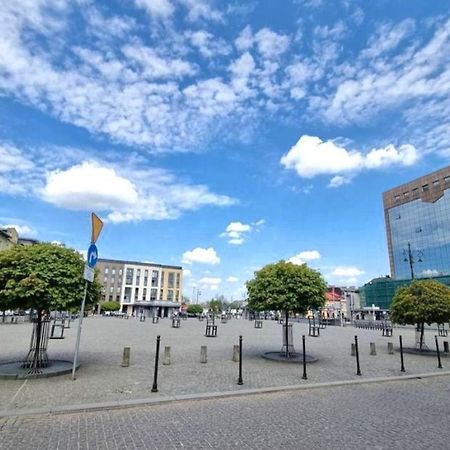 Apartament Piwna Lägenhet Krasków Exteriör bild