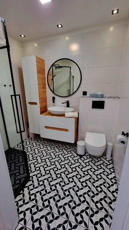 Apartament Piwna Lägenhet Krasków Exteriör bild